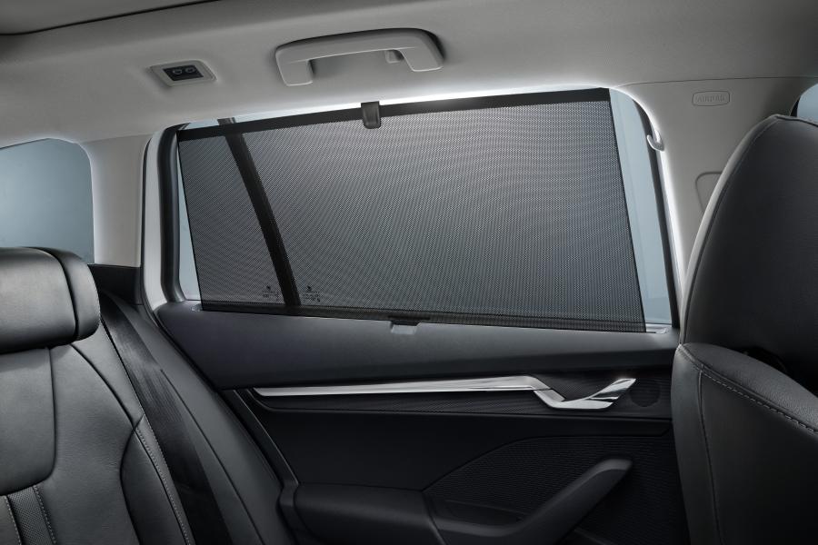 Интерьер Skoda Octavia iV Combi 2020 года  (WW) (фото 16 из 22)